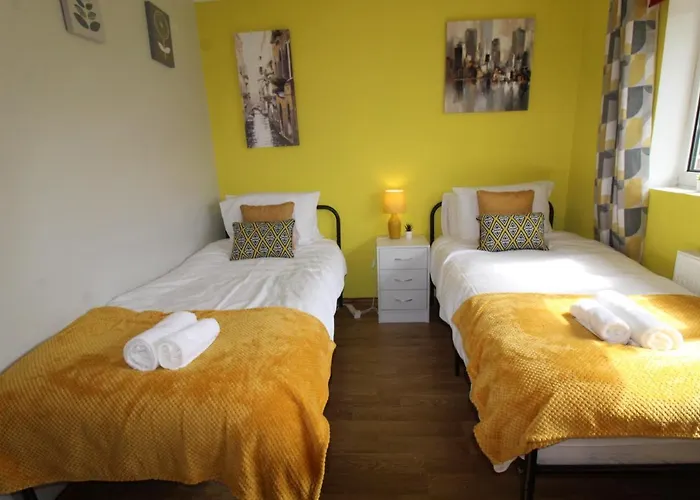 Raynald House Villa Sheffield